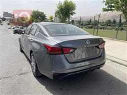 نيسان ألتيما